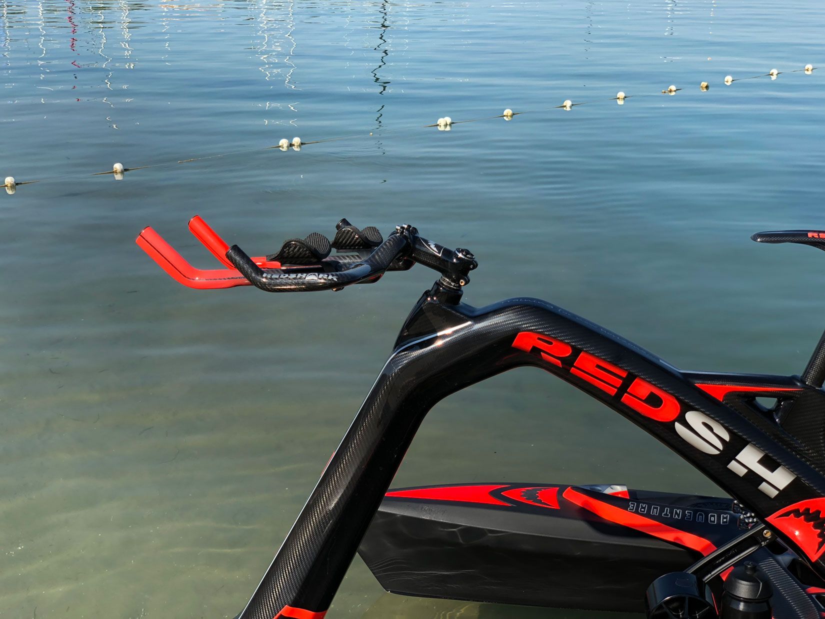 Vélo Aquatique Trimaran Sport Red Shark Bikes